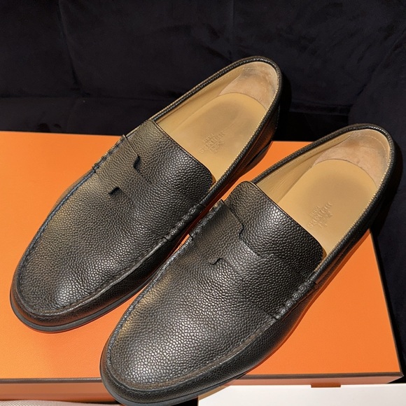 Hermes Grained Calfskin Mens Duke Loafer - Picture 2 of 4